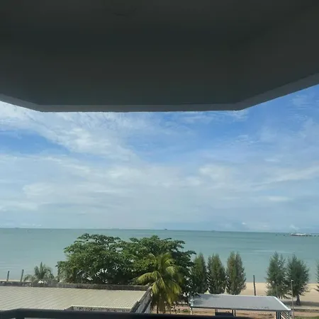 Minso Homes Mutiara Beach Resort Tangga Batu Exterior photo